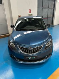 Lancia Ypsilon 1.0 Hybrid Platino 2024 FULL TELECAMERA