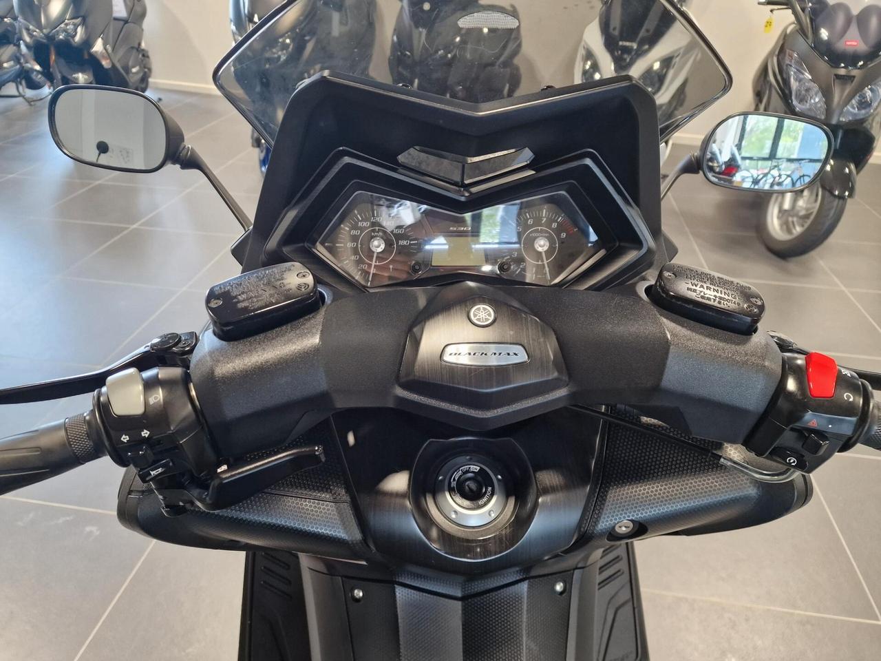 Yamaha T Max 530 BLACK MAX 2013