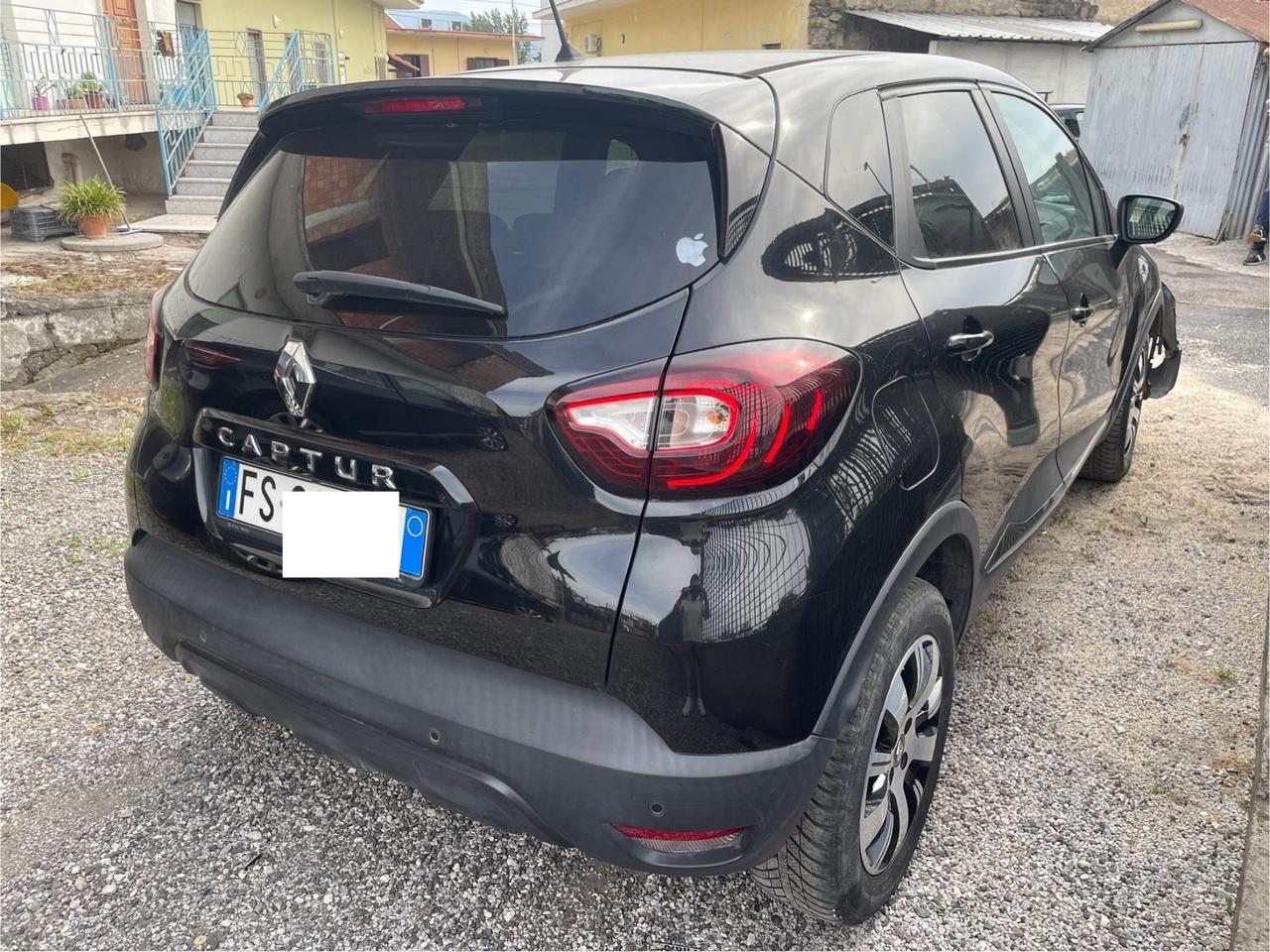Renault Captur 1.5dci 90cv SINISTRATO 2019