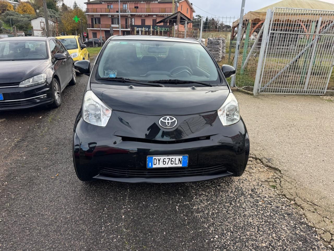 Toyota iQ 1.0 MULTIDRIVE VERSIONE LANCIO NEOPATENTATI