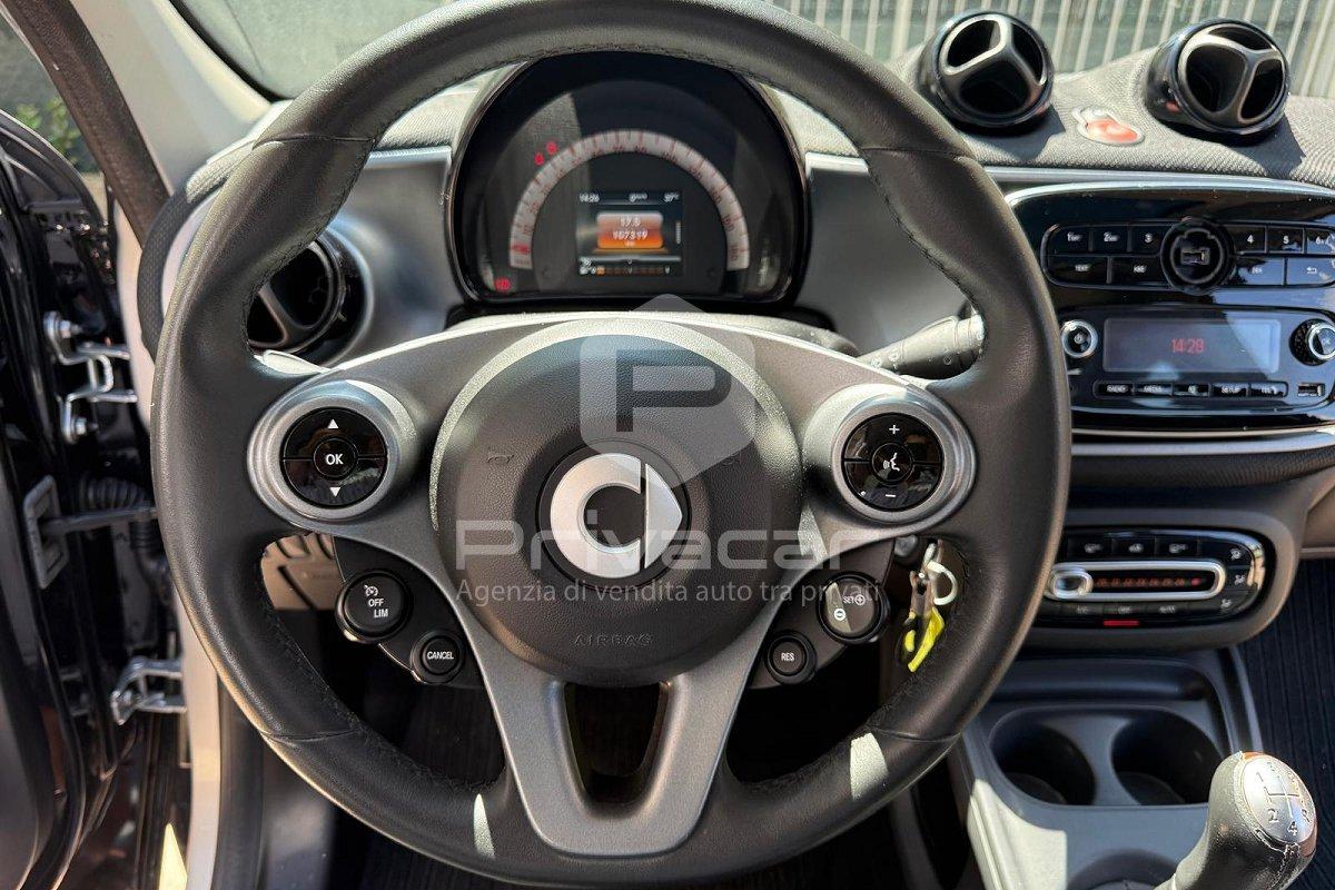 SMART forfour 70 1.0 Passion