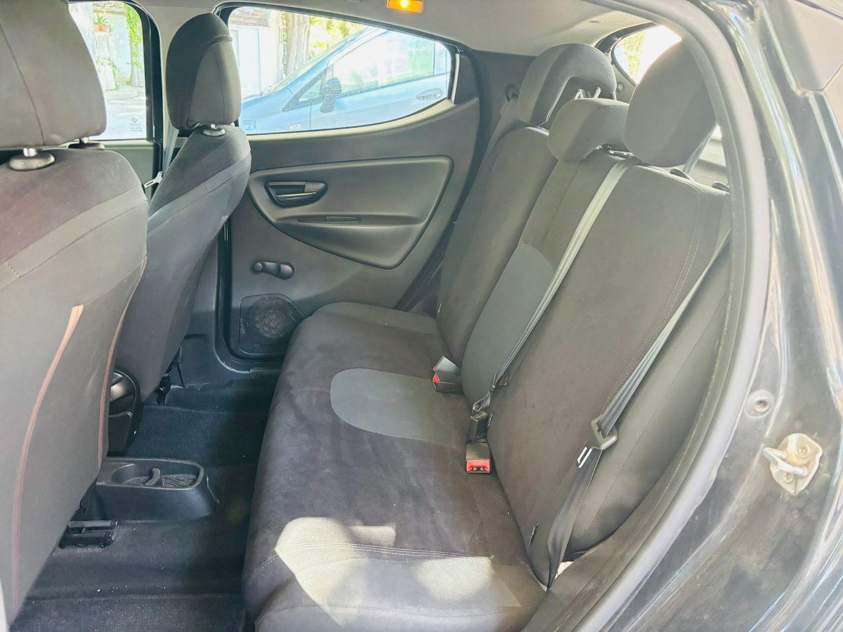 Lancia Ypsilon 1.2 70cv 5 porte Gold Neop.Ok