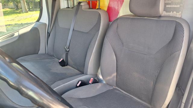 OPEL Vivaro 27 2.0i PC-TN Furgone N°EC491