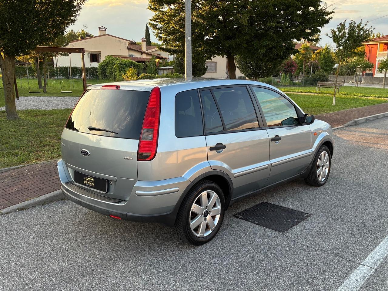 Ford Fusion 1.4 TDCi 5p. Leather