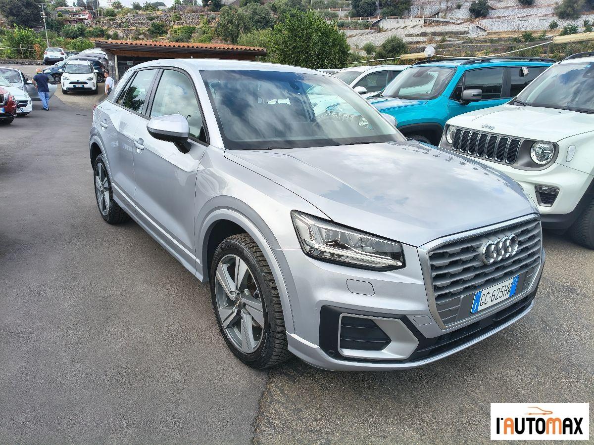AUDI - Q2 - 1.0 TFSI S tronic Business