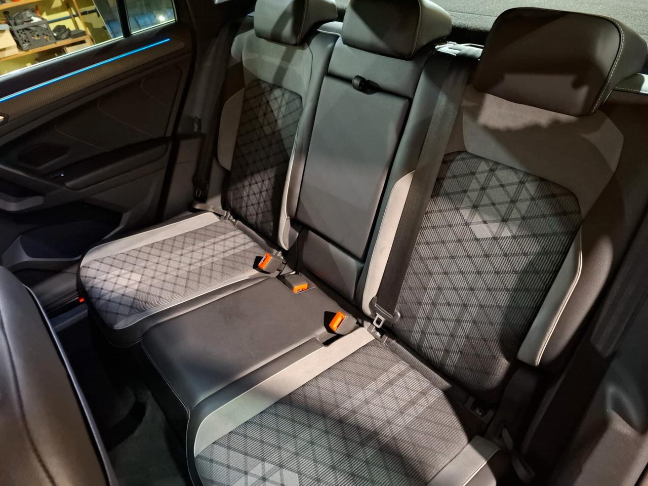 Volkswagen Tiguan 2.0 TDI 150 CV SCR DSG 4MOTION R-Line full optional