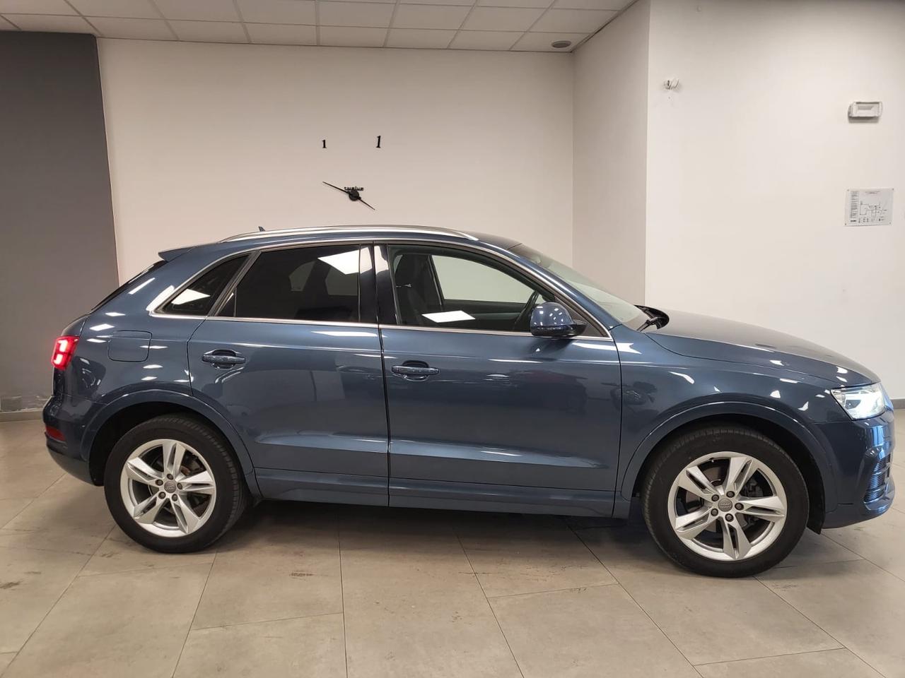 Audi Q3 2.0 TDI 150 CV quattro S tronic Sport