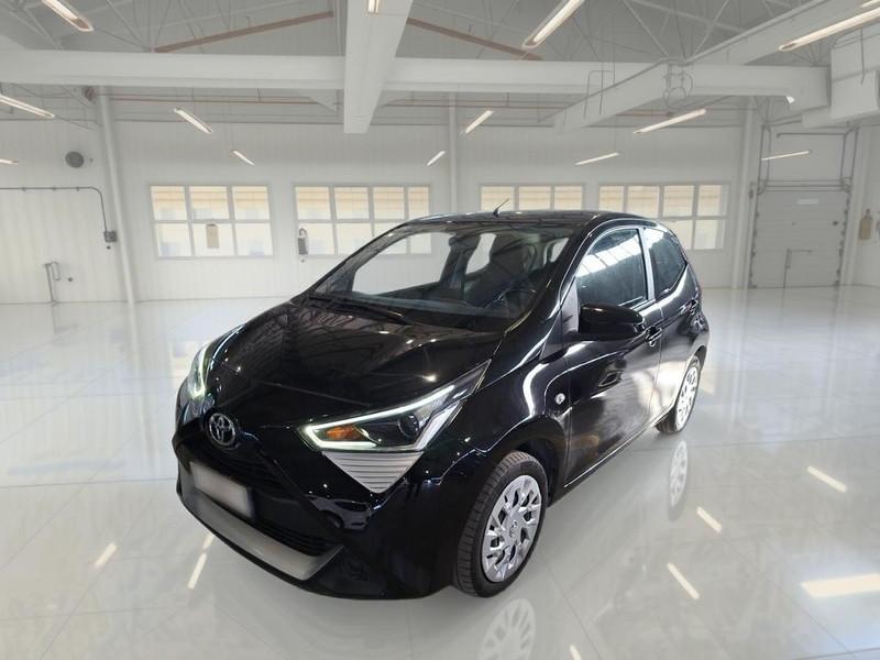 TOYOTA AYGO 1.0 VVT-i x-business 5 PORTE