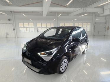 TOYOTA AYGO 1.0 VVT-i x-business 5 PORTE