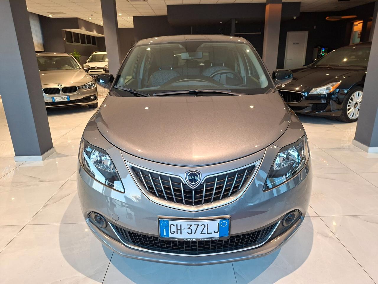 Lancia Ypsilon 1.0 Hybrid Neopatentati 2021