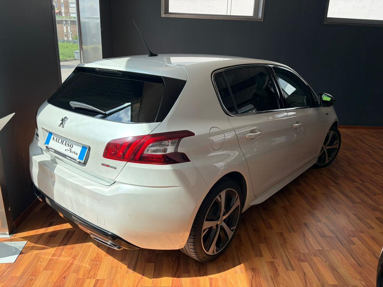 Peugeot 308 BlueHDi 120 S&S EAT6 GT Line