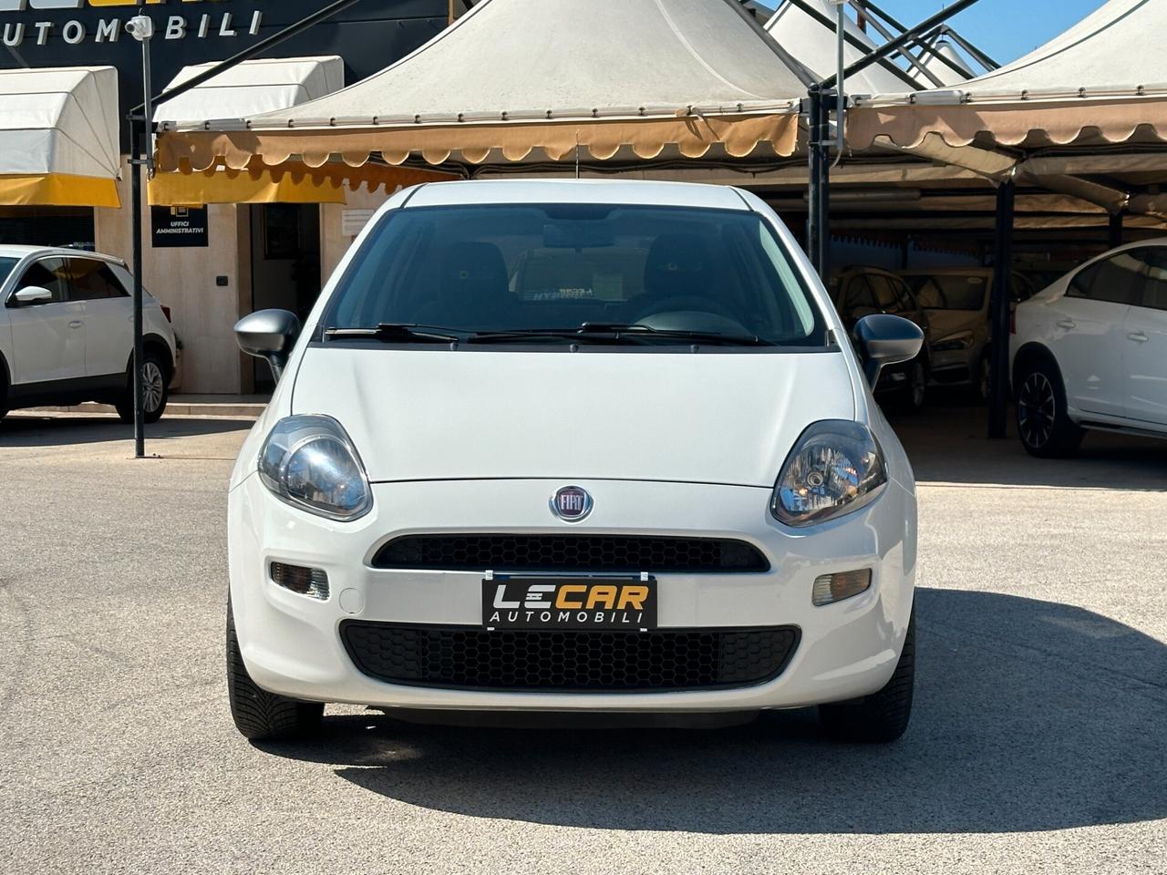 FIAT Punto 1.4 S&S 8V 5 porte Young