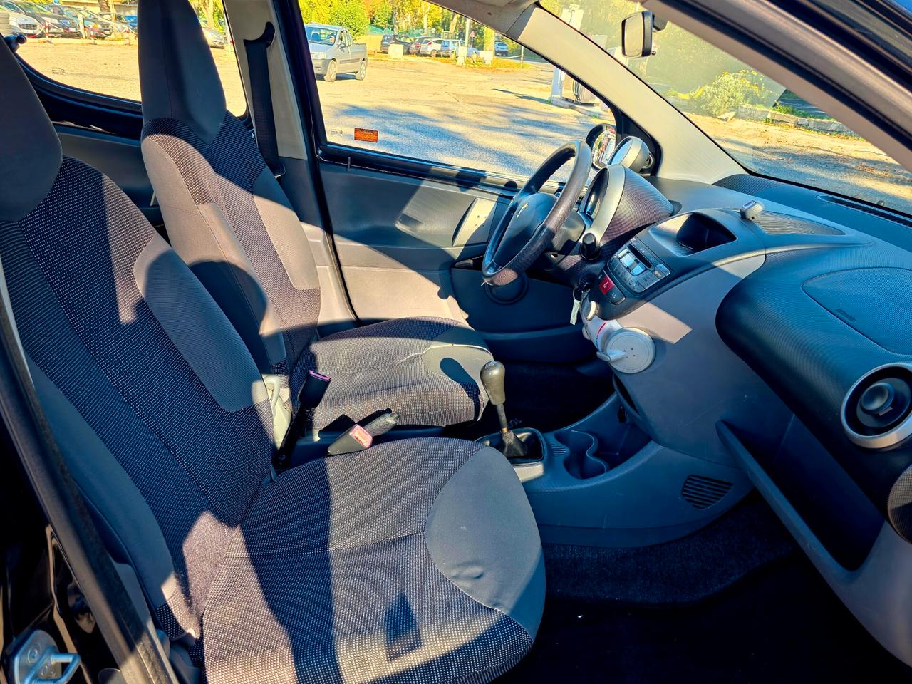 Peugeot 107 1.0 68CV 5p. Urban Move 2008-E4 Manuale NEO