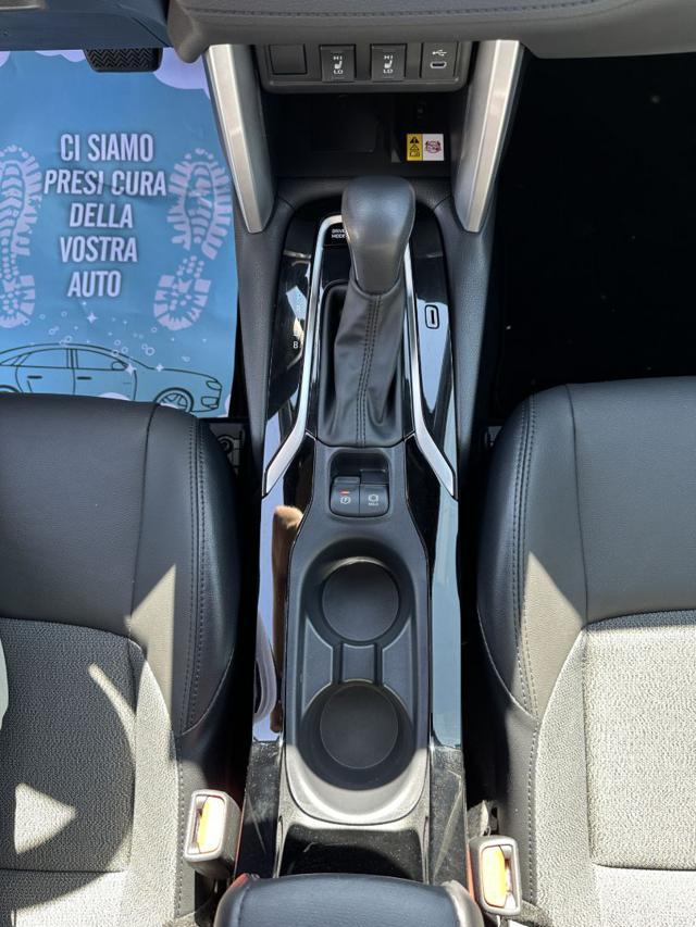 TOYOTA Corolla Cross 2.0 Hybrid 197 CV E-CVT Lounge