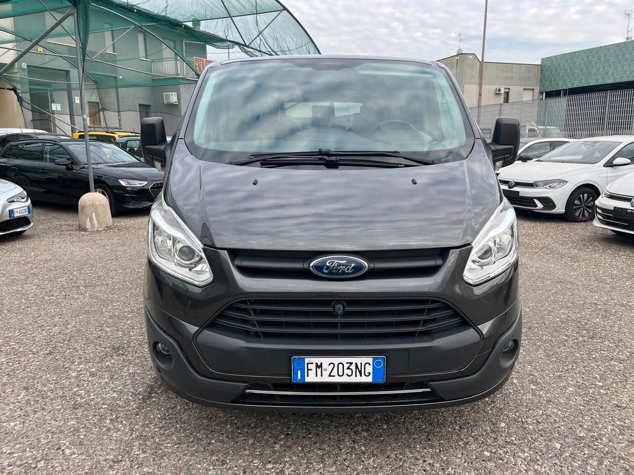 Ford Tourneo Custom 310 2.0 TDCi 130CV PC Trend