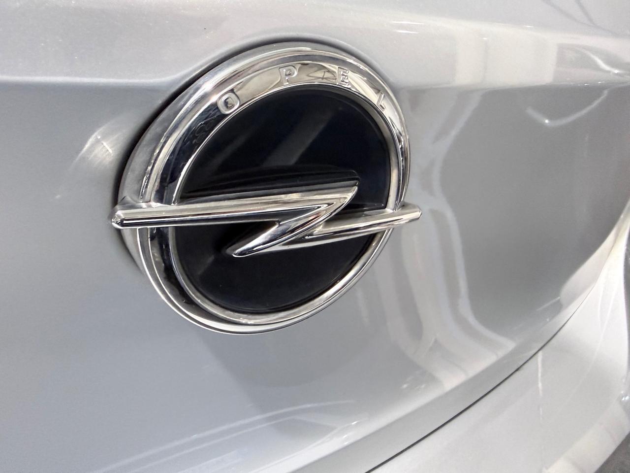 Opel Corsa 1.5 D 100 CV Elegance