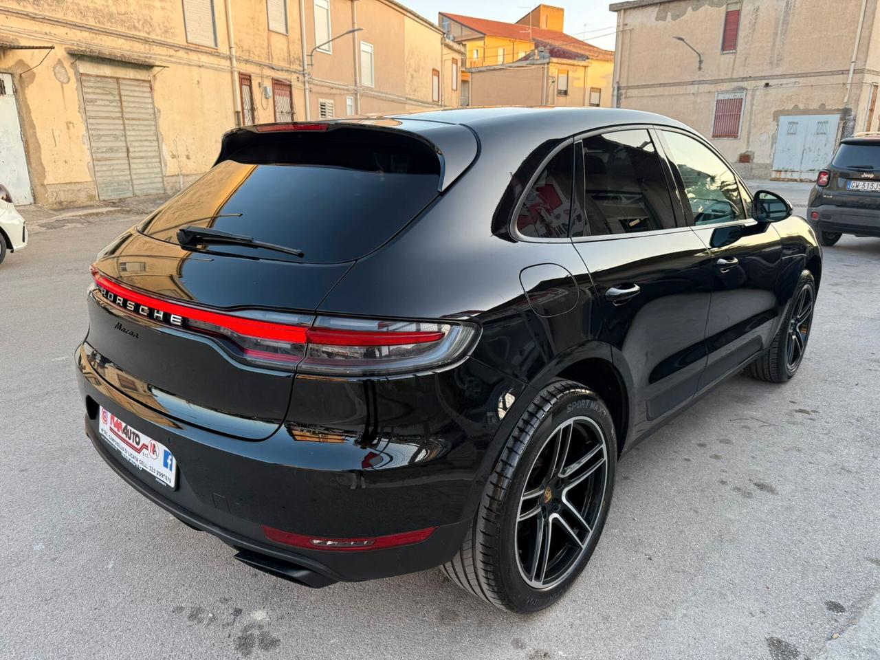 Porsche Macan 2.0 245cv