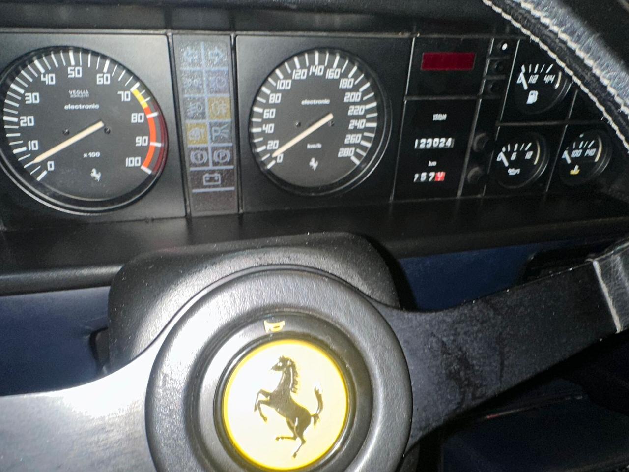 Ferrari Mondial Cabriolet
