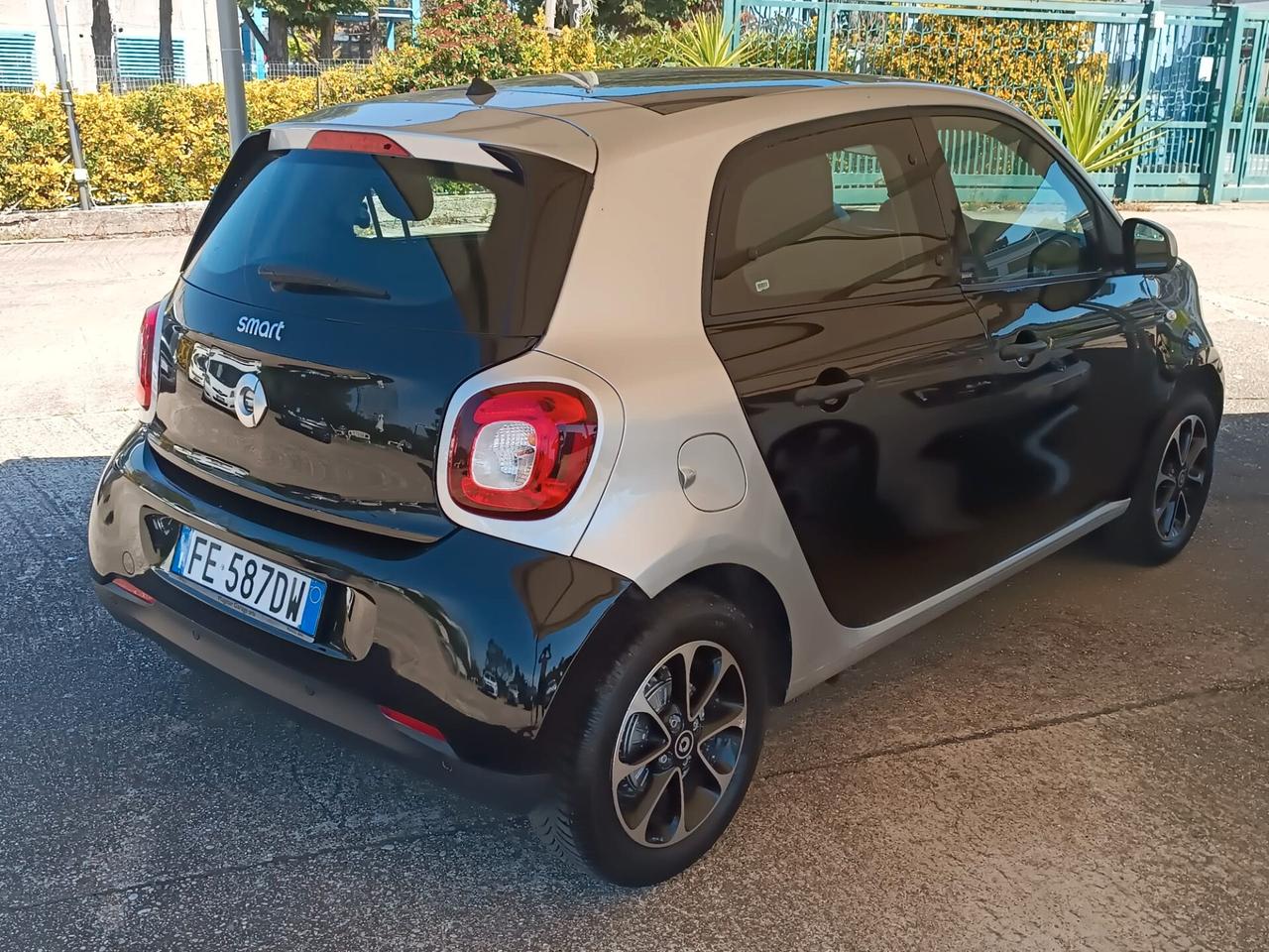 Smart 453 ForFour Km 130.000 2016 Ok Neo Gar Rate