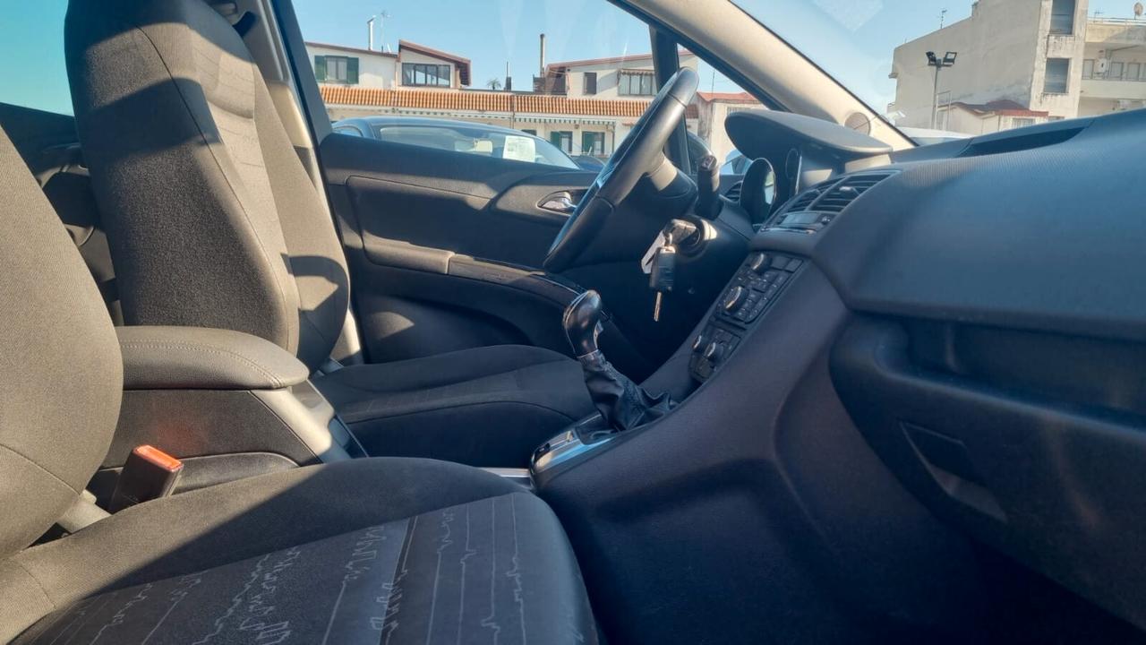 Opel Meriva 1.3 CDTI 95CV ecoFLEX Cosmo-95cv-70kw-