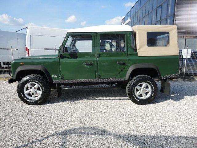 LAND ROVER Defender 110 2.5 Td5 cat Crew Cab Pick-up - Neopatentati