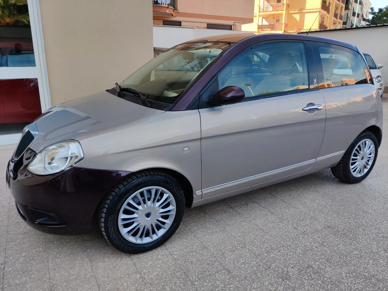 Lancia Ypsilon 1.2 Benz