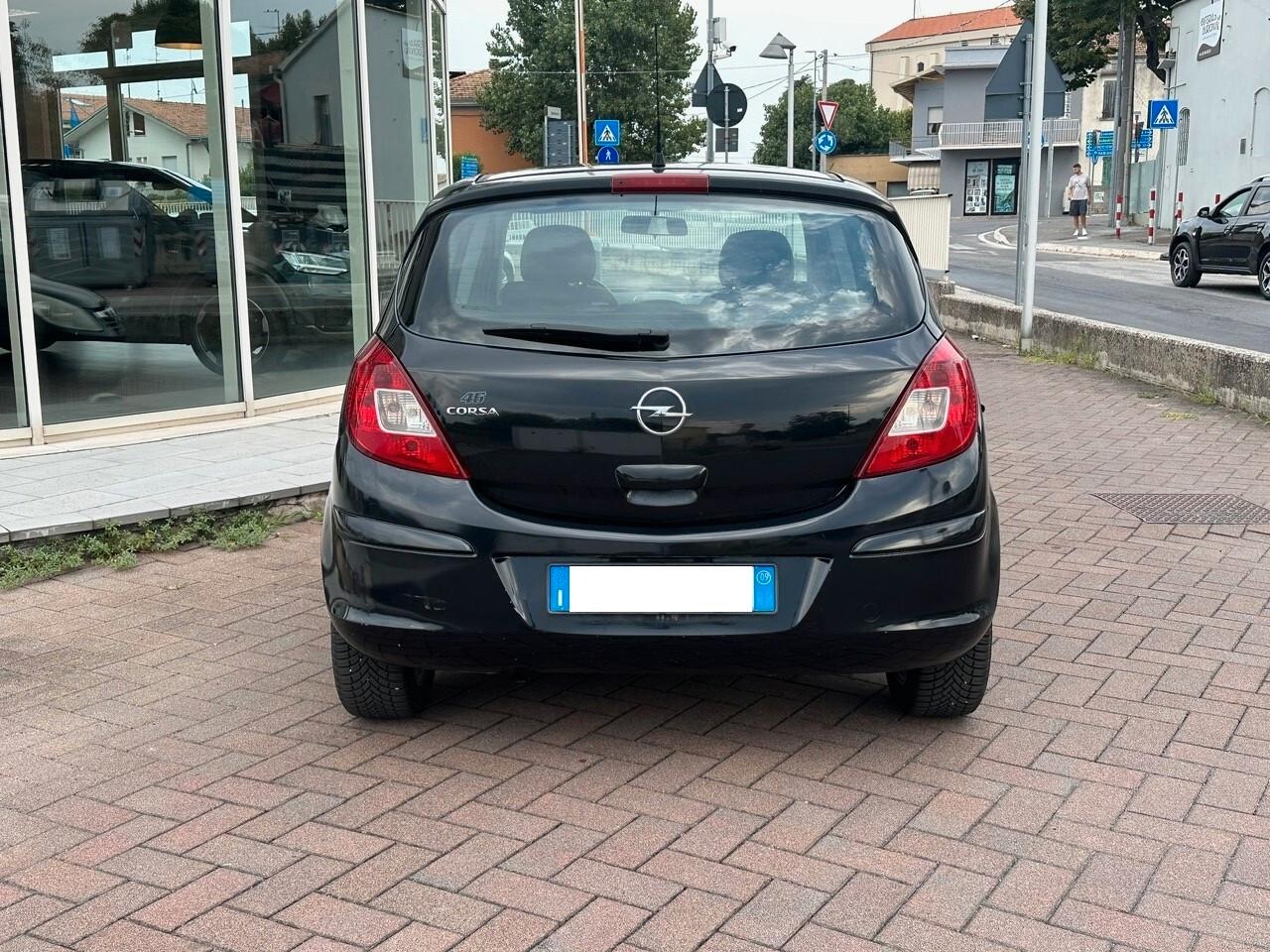 Opel Corsa 1.2 Cosmo *NEOPATENTATI