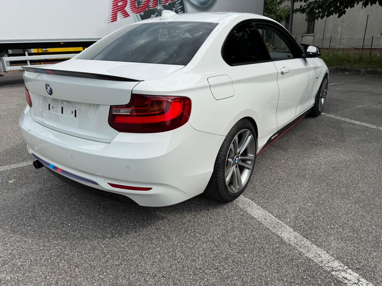 BMW 220d Coupé Sport 220cv M PERFORMANCE POWER KIT