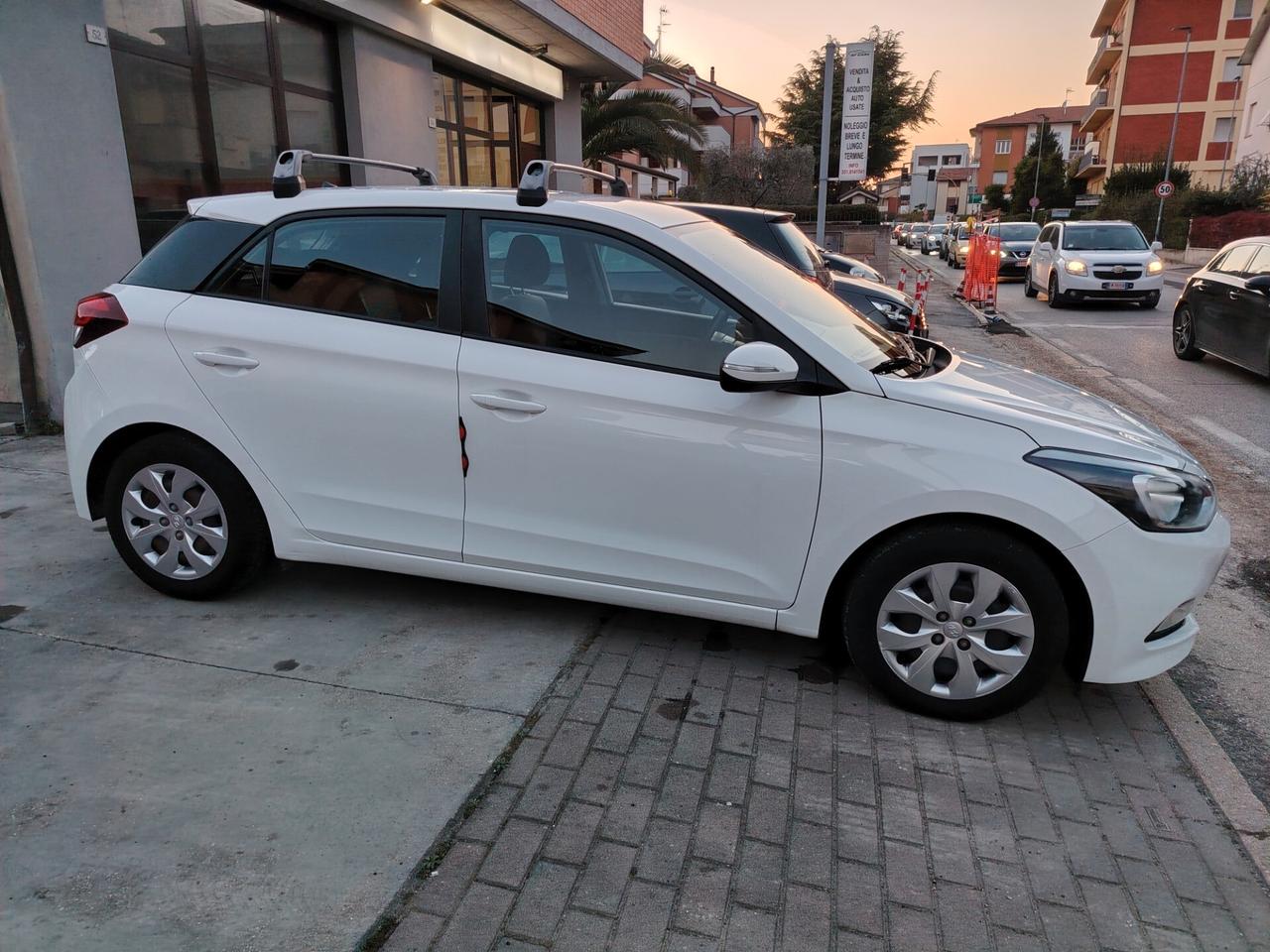 Hyundai i20 1.2 5 porte Classic