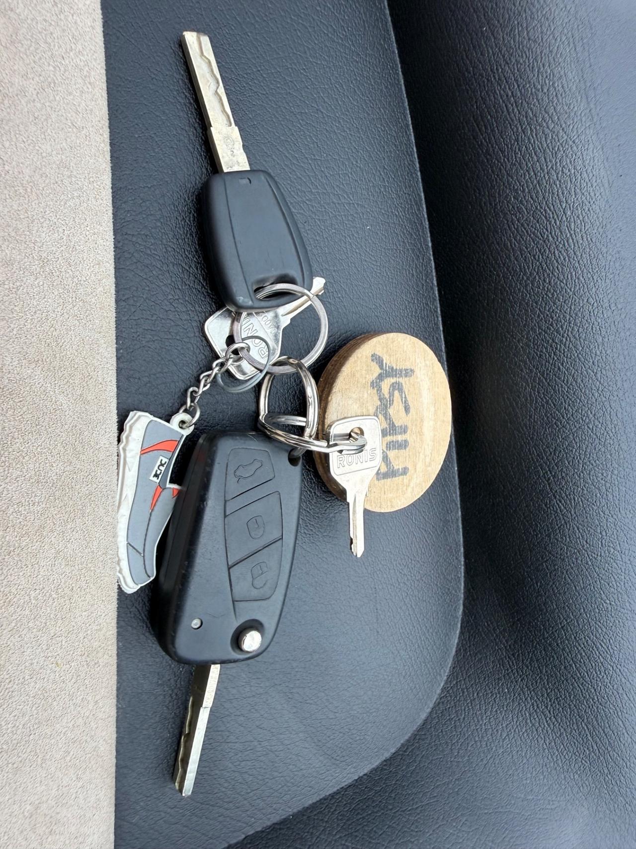 Lancia Ypsilon 1.4 Platino Ecochic GPL