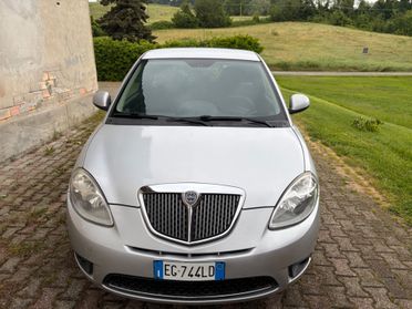 Lancia Ypsilon 1.2 BENZINA 2011