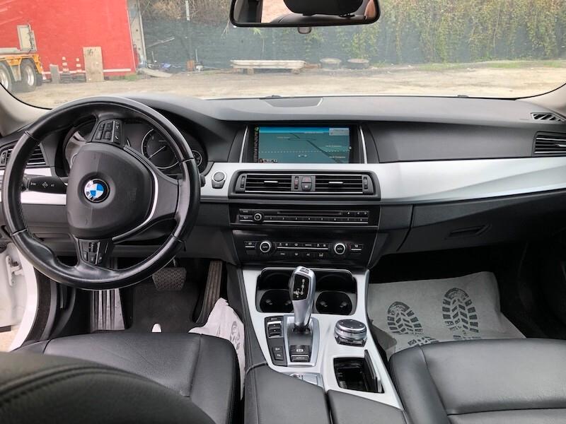 Bmw 520 520d xDrive Touring Luxury