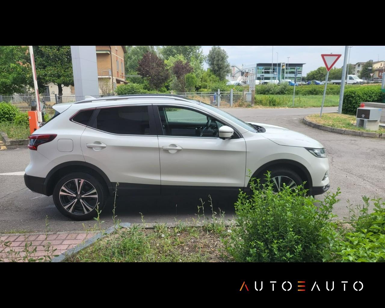 NISSAN QASHQAI 1.2 DIG-T N-CONNECTA 115CV