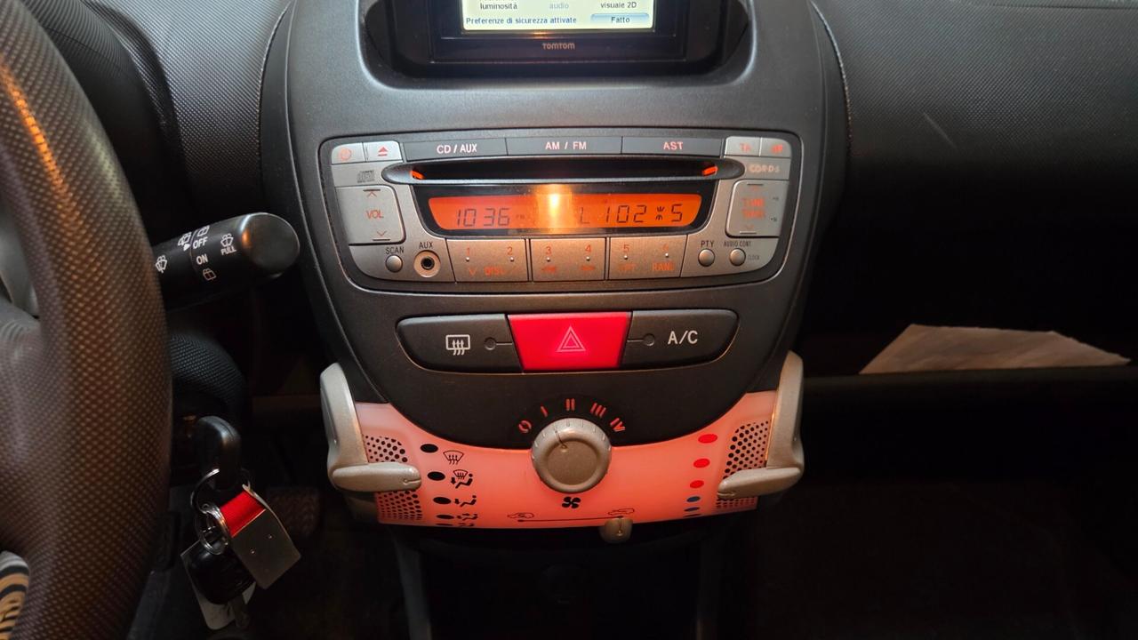 Toyota Aygo 1.0 12V VVT-i 5 porte Lounge Connect unico proprietario