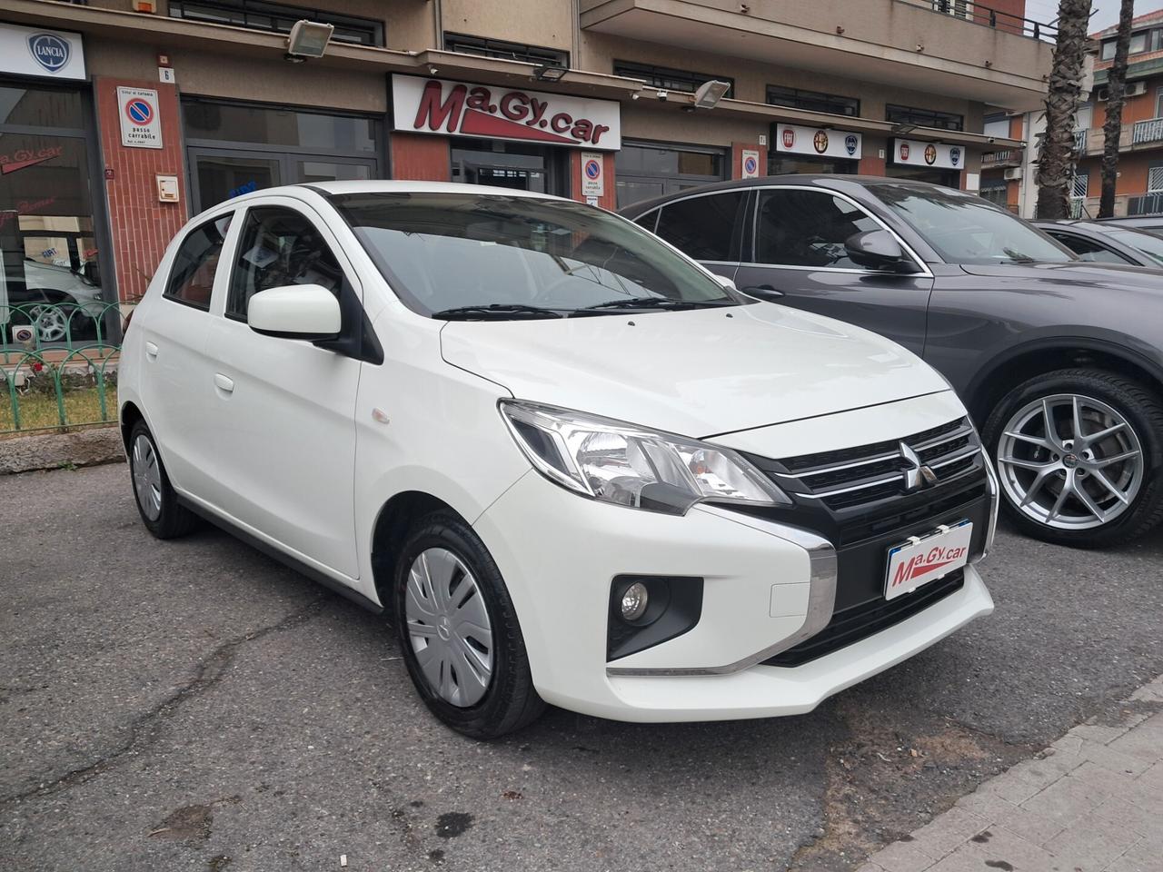 Mitsubishi Space Star 1.2 71 cv Invite SDA