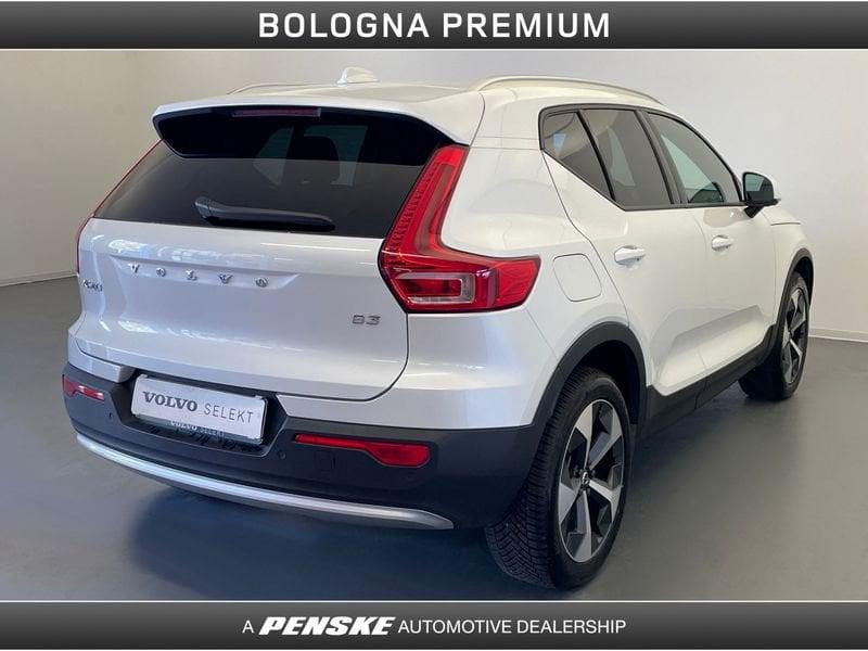 Volvo XC40 XC40 B3 automatico Core