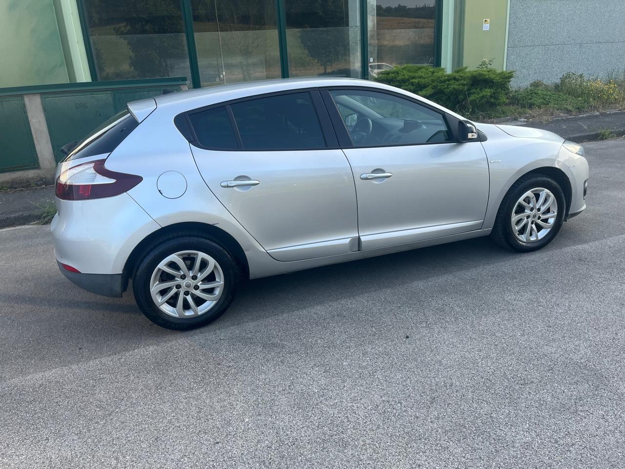 Renault Mégane 1.5 dCi 110CV Limited 152.000 KM
