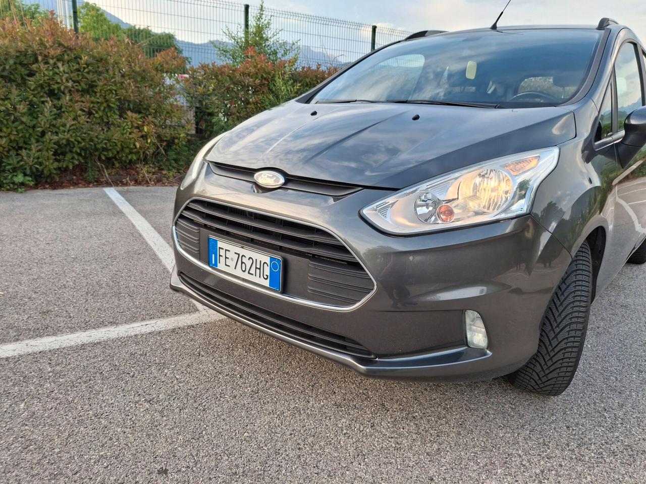 Ford bmax anno 2016 titanium neo patentati