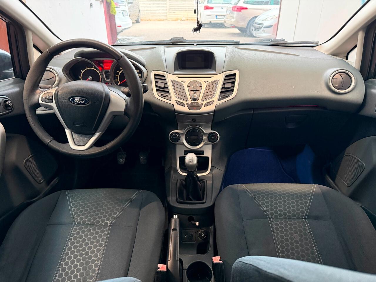 Ford Fiesta 1.4 5p BZ-GPL TITANIUM