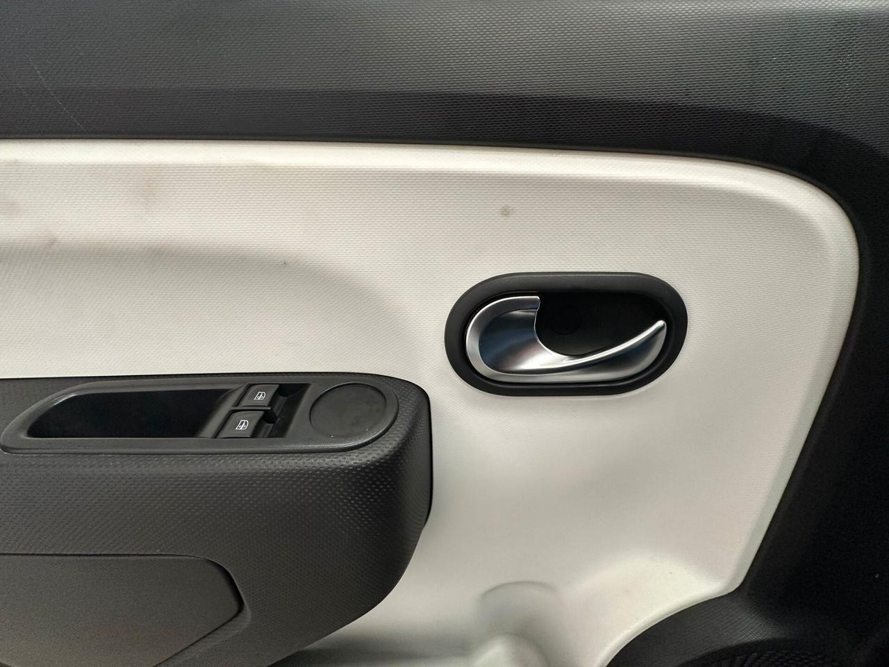 Renault Twingo SCe EDC Limited