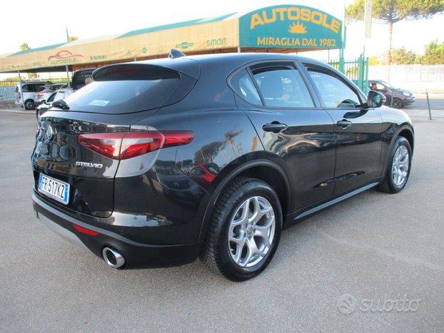 Alfa Romeo Stelvio 2.2 M-JET 210CV Q4