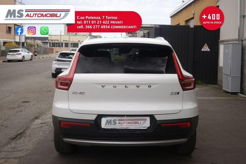 Volvo XC40 Volvo XC40 2.0 D3 AWD Geartronic Momentum 110KW ANNO 2020
