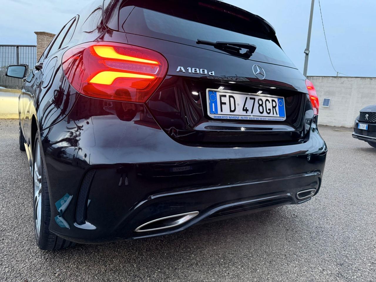 Mercedes-benz A 180d Automatic Premium AMG Pelle/Led