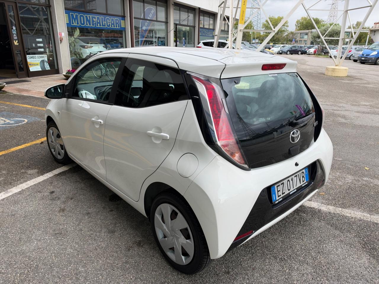 Toyota Aygo 1.0 69 CV x-play