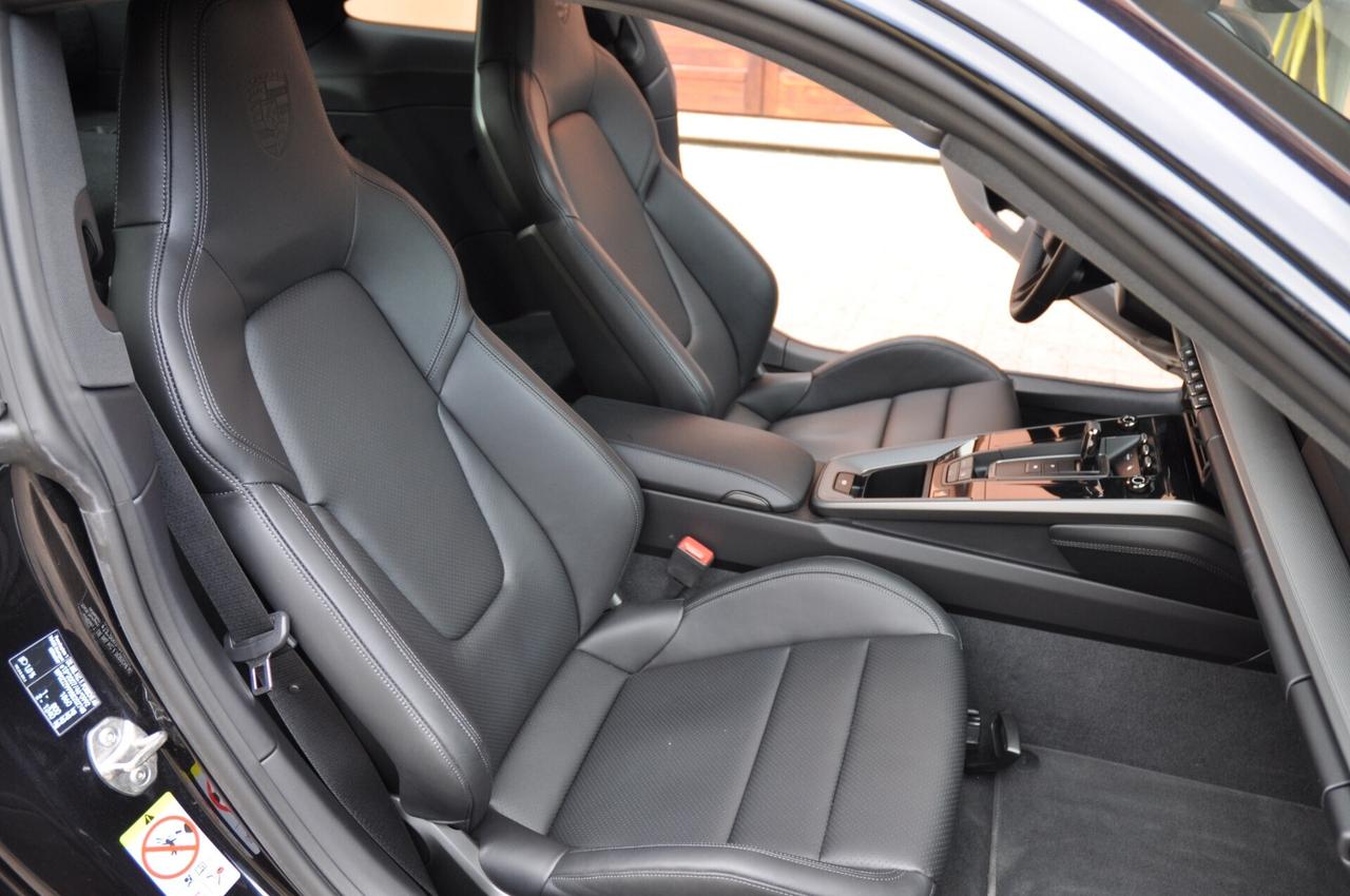 Porsche 911 Carrera 992.2 Coupe 3.0 2 posti