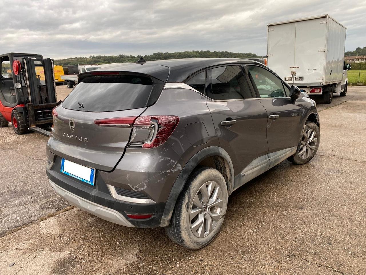 Renault Captur 1.0 tce 90cv my21 INCIDENTATA