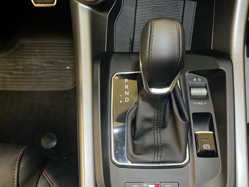 Alfa Romeo Tonale My24 Hybrid 160cv Tributo Italiano