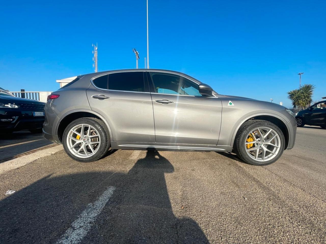 Alfa Romeo Stelvio 2.2 Turbodiesel 210 CV AT8 Q4 Super