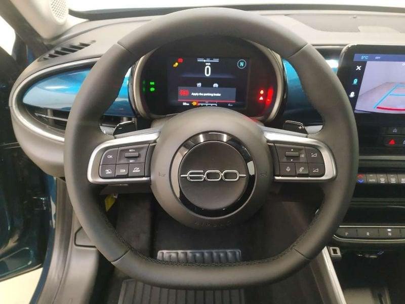 FIAT 600 1.2 hybrid Serie Speciale Icon 110cv auto