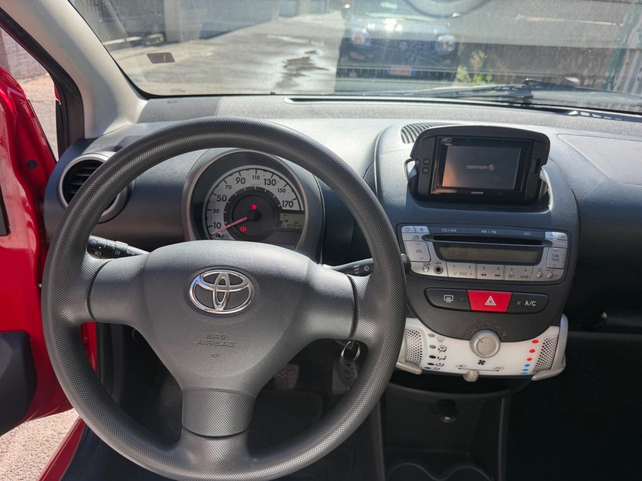Toyota Aygo 1.0 12V VVT-i 5 porte Active Connect